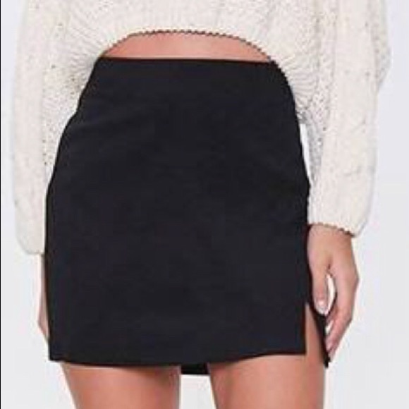 Forever 21 Faux Suede Mini skirt - Picture 1 of 3
